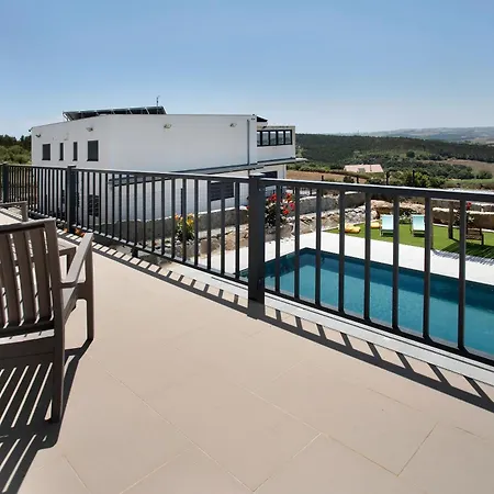 Peace House 劳林哈