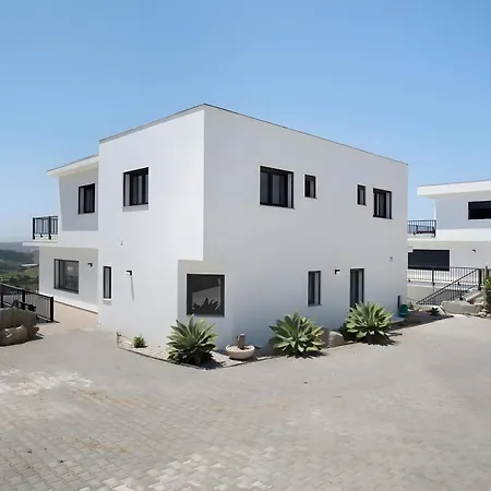 Peace House Villa Lourinhã